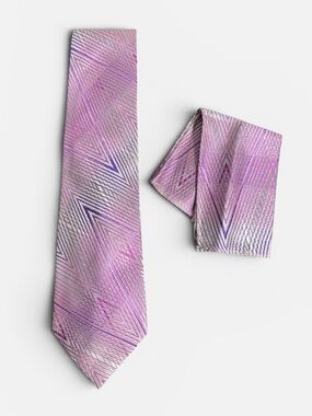 Bertini mens purple geometric 100% silk neck tie w/ matching pocket square EUC